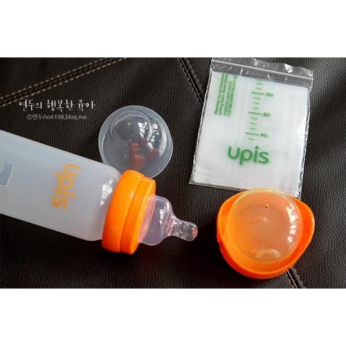 Bình sữa UPIS có túi thay dùng 1 lần
